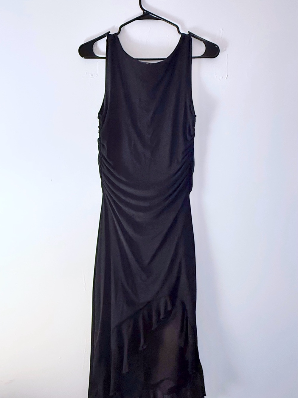 Classic Black Sleeveless Ruched Midi Dress